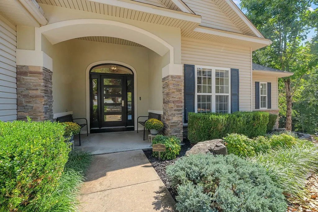 Bella Vista, Arkansas 72714, United States, 3 Bedrooms Bedrooms, ,2 BathroomsBathrooms,Residential,Pending,217063