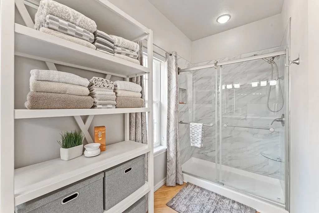 Bella Vista, Arkansas 72714, United States, 3 Bedrooms Bedrooms, ,2 BathroomsBathrooms,Residential,Pending,217063