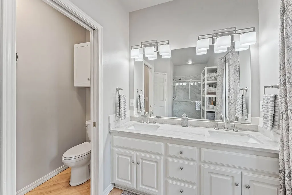 Bella Vista, Arkansas 72714, United States, 3 Bedrooms Bedrooms, ,2 BathroomsBathrooms,Residential,Pending,217063