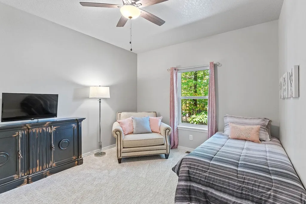 Bella Vista, Arkansas 72714, United States, 3 Bedrooms Bedrooms, ,2 BathroomsBathrooms,Residential,Pending,217063