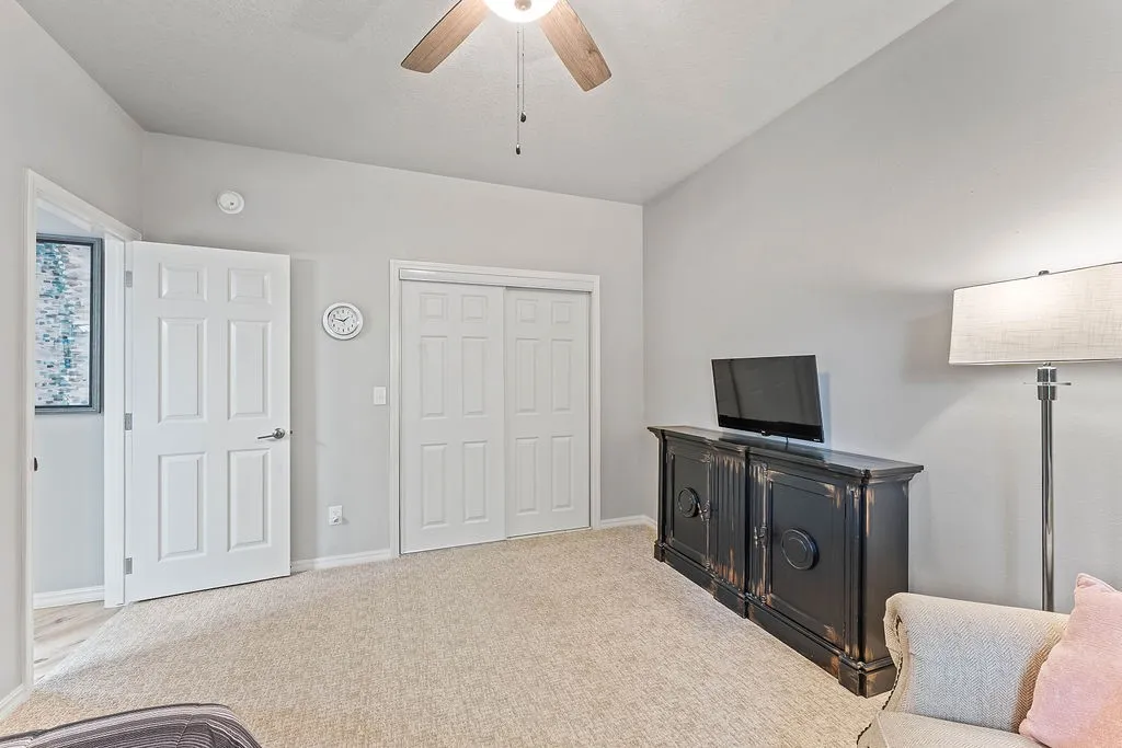 Bella Vista, Arkansas 72714, United States, 3 Bedrooms Bedrooms, ,2 BathroomsBathrooms,Residential,Pending,217063