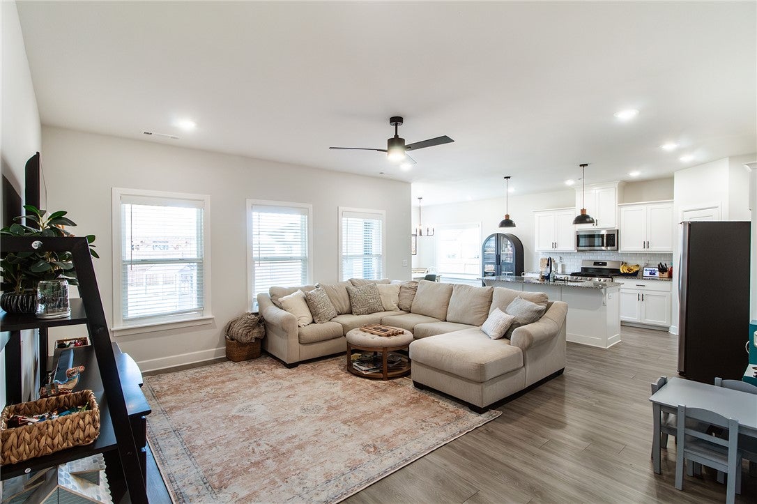 1000 Sunshine Court