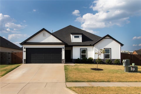 Photo of 1000 Sunshine Court, Centerton, AR 72719 (MLS # 1361008)