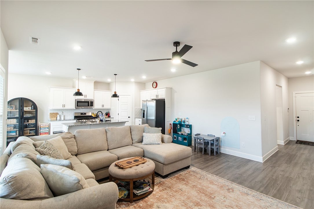 1000 Sunshine Court