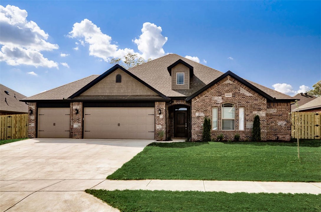 Beautiful new construction in desirable neighborhood. With outdoor F/P, granite, central vac ready, low E windows and real wood floors. PICTURES ARE NOT OF ACUAL HOME, BUT A SIMILAR PLAN AND FINISH.
