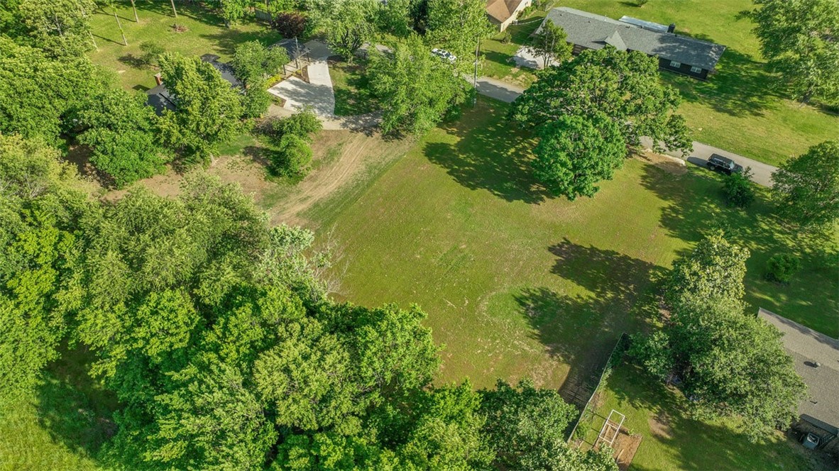 Springdale Outlots - Land