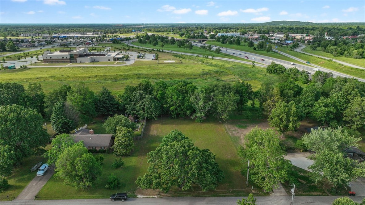 Springdale Outlots - Land