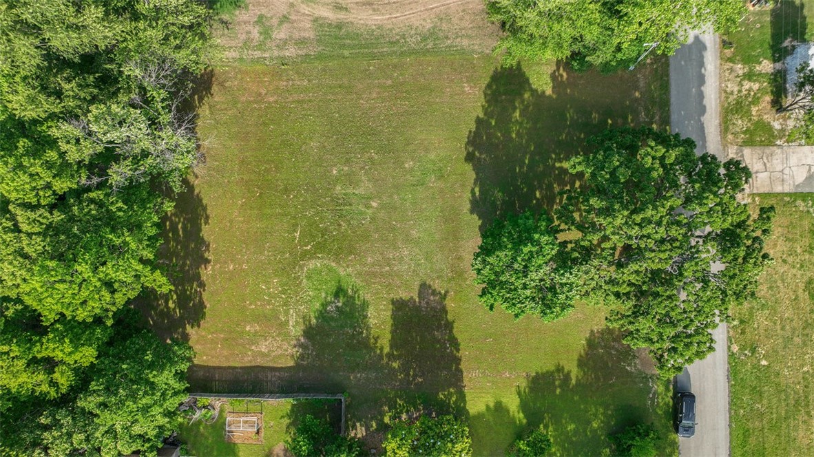 Springdale Outlots - Land