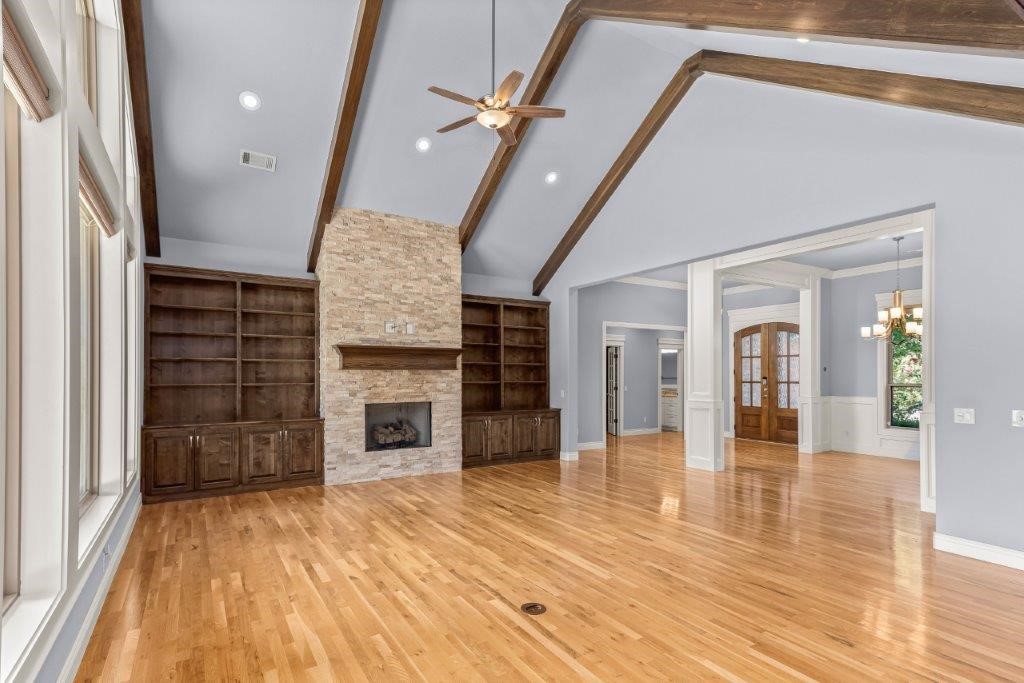 Woods Creek - Residential