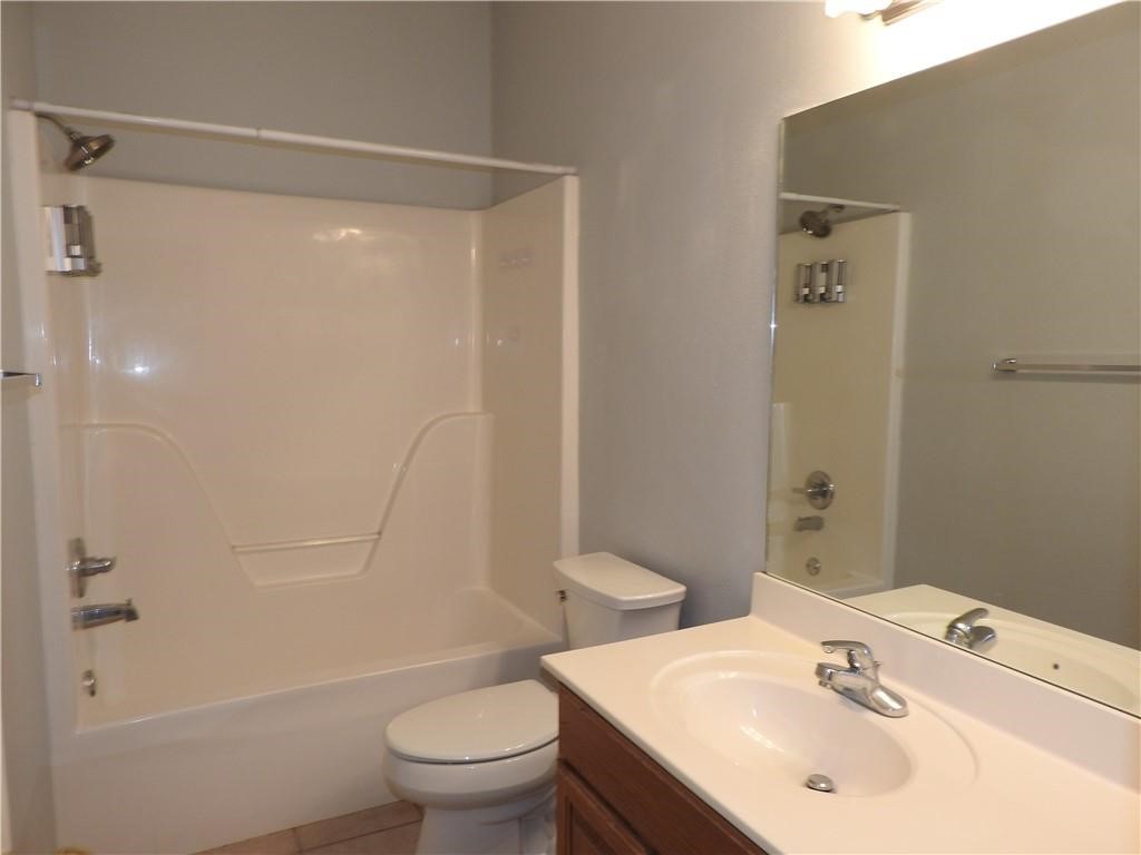 Patrick Place Ph Iii Rogers - Residential Lease