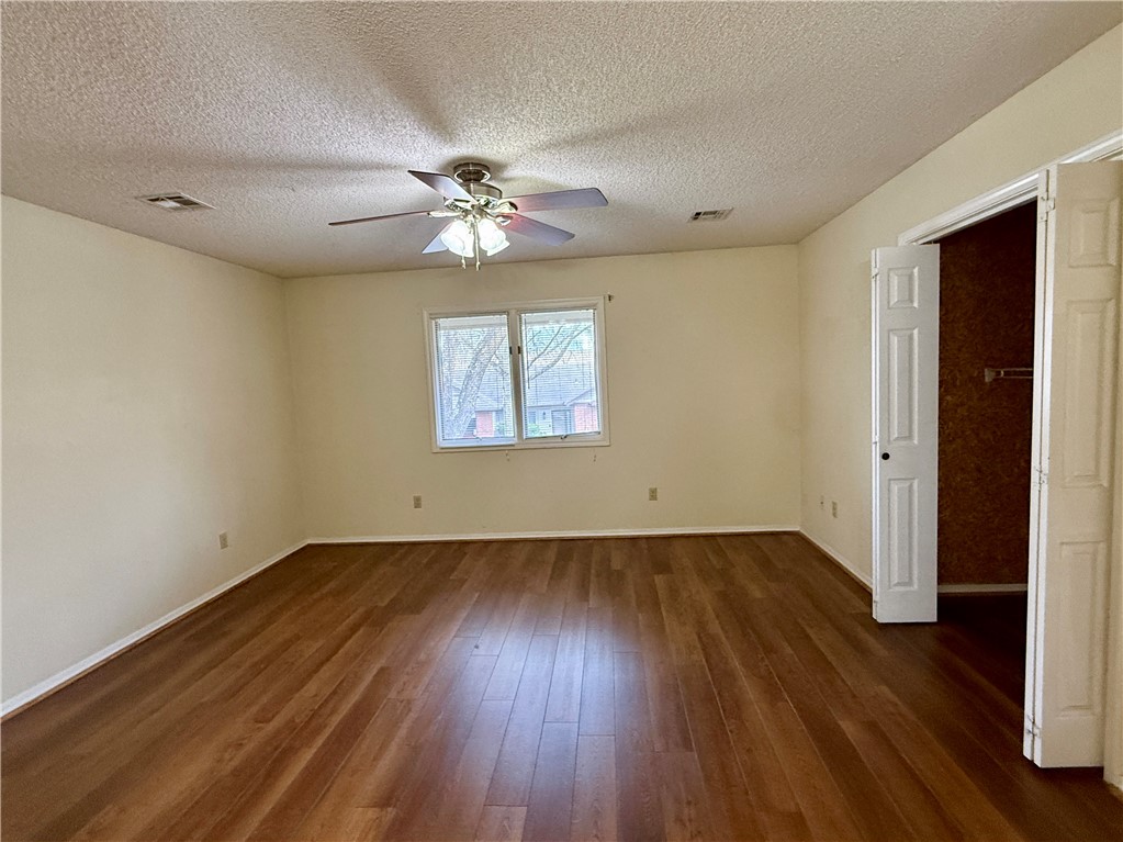 Dunedin Sub Bvv - Residential Lease