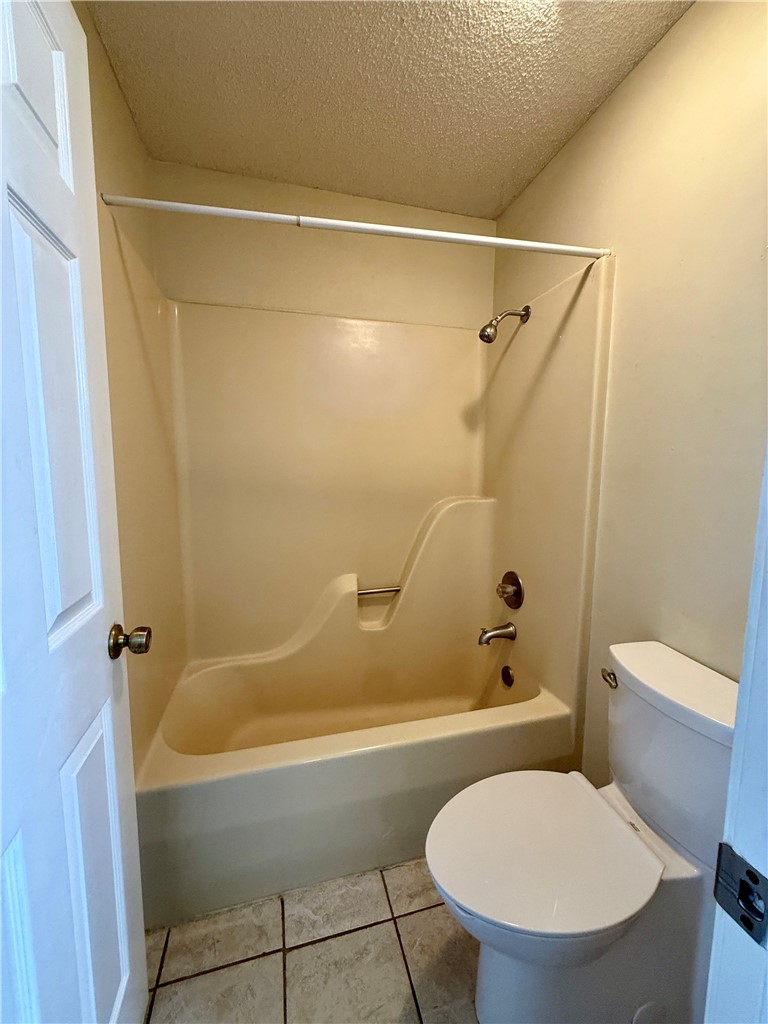 Dunedin Sub Bvv - Residential Lease