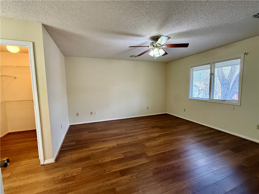 Dunedin Sub Bvv - Residential Lease