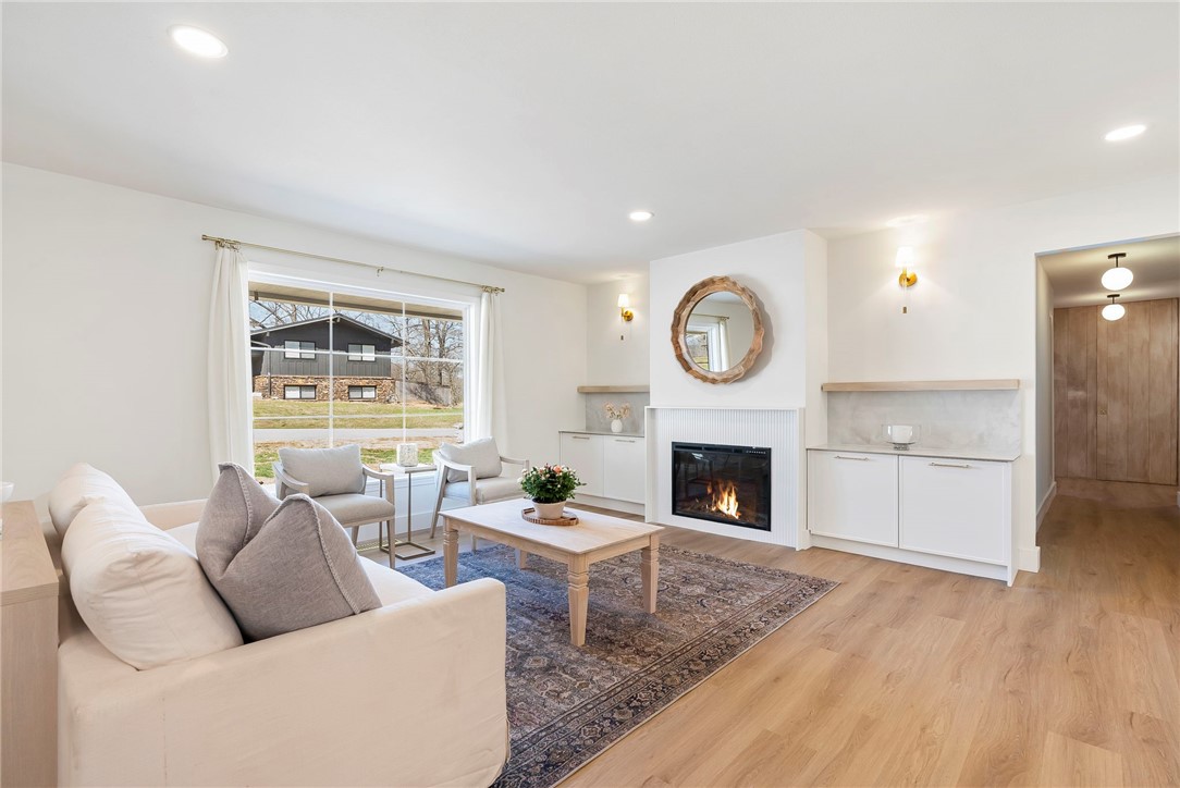 Summit Heights - Residential