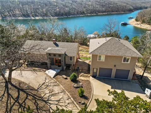 Photo of 21621 Vista Shores Drive, Garfield, AR 72732 (MLS # 1340093)