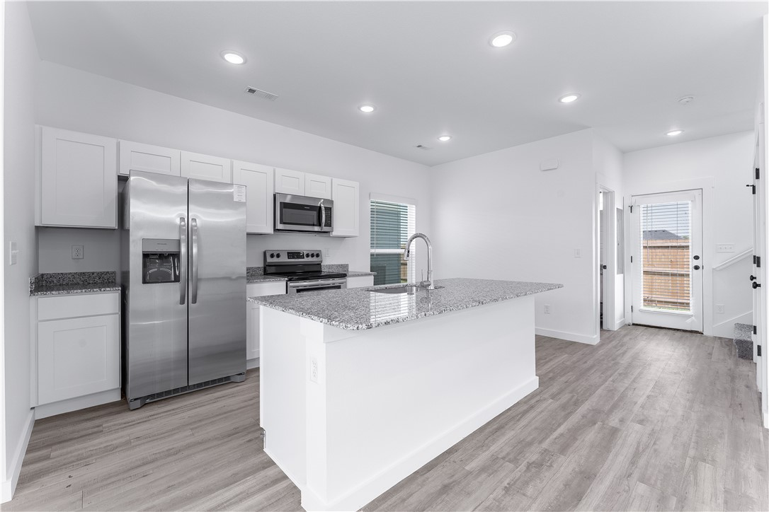 FEATHERSTON VILLAGE PH 2-CENTERTON - Residential