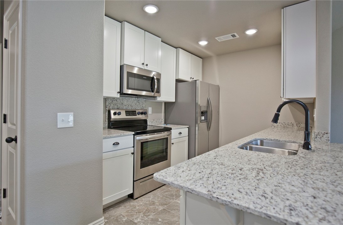 Centerpoint Sub Centerton - Residential Lease