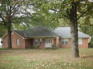 CUSTOM BUILT ONE OWNER HOME IN QUALITY NEIGHBORHOOD, LIMITED VIEW OF LAKE DARDANELLE. 9 FT CEILINGS, VAULTED IN LIVING ROOM, SPLIT BEDROOM PLAN, FORMAL DINING PLUS LARGE BREAKFAST ROOM, COUNTRY FLAME VENTED FIREPLACE, MASTER BATH HAS WHIRLPOOL TUB PLUS SEPARATE SHOWER, NICE LANDSCAPING, LARGE TREES, SITS BACK ON LOT. ALL ELECTRIC, H/A NEW,2 SKYLIGHTS, COVERED DECK ON BACK, PORCH ON FRONT