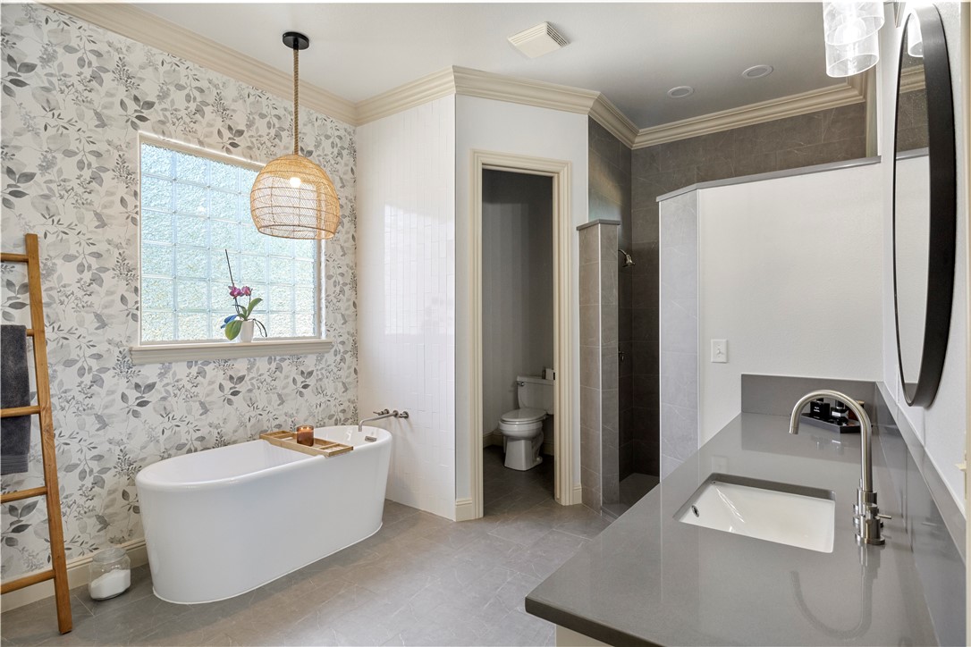 Creekside Sub Rogers - Residential