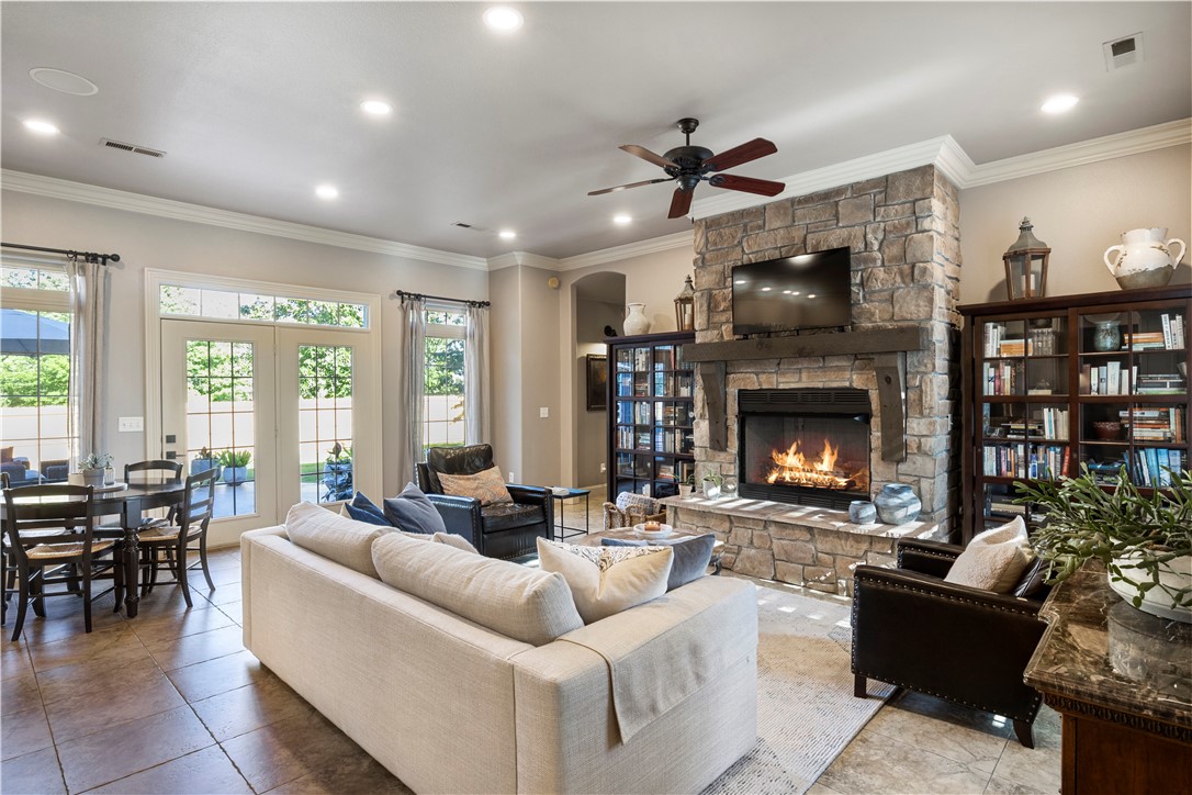 Creekside Sub Rogers - Residential