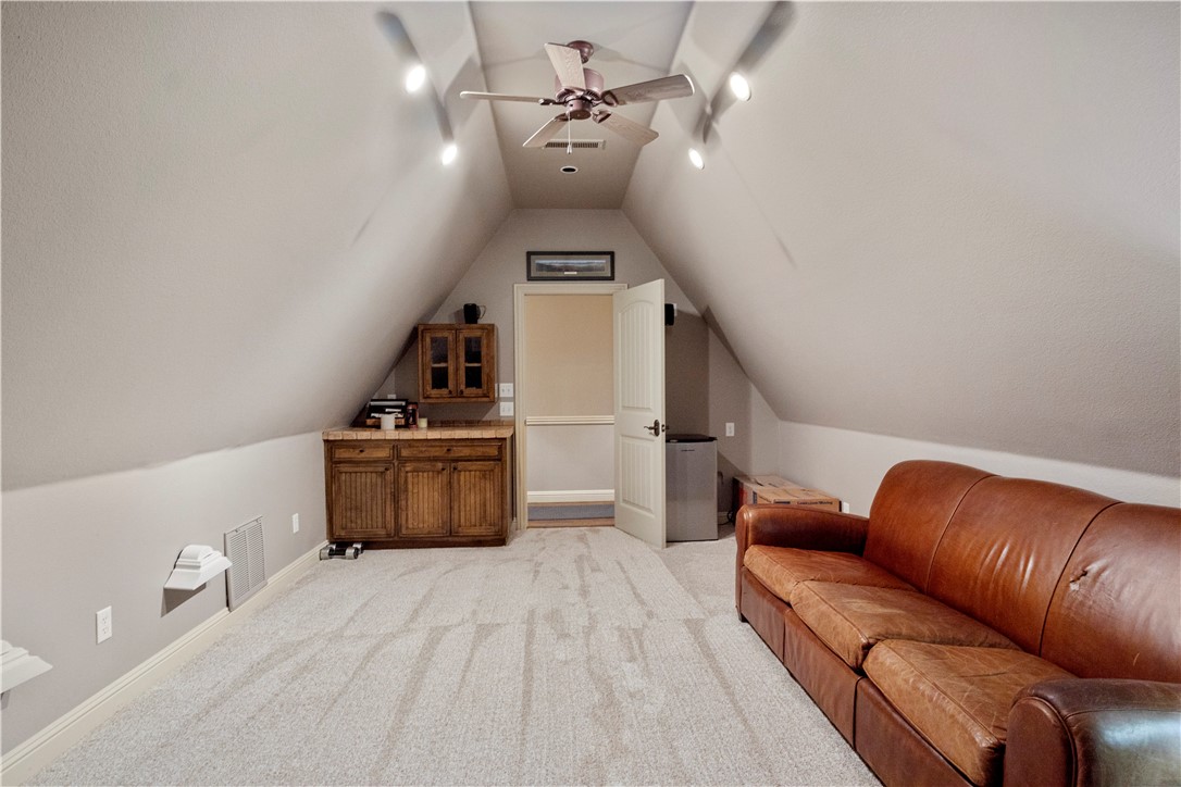 Creekside Sub Rogers - Residential