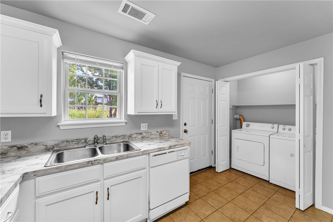 Sligo Street Condos Hpr - Residential