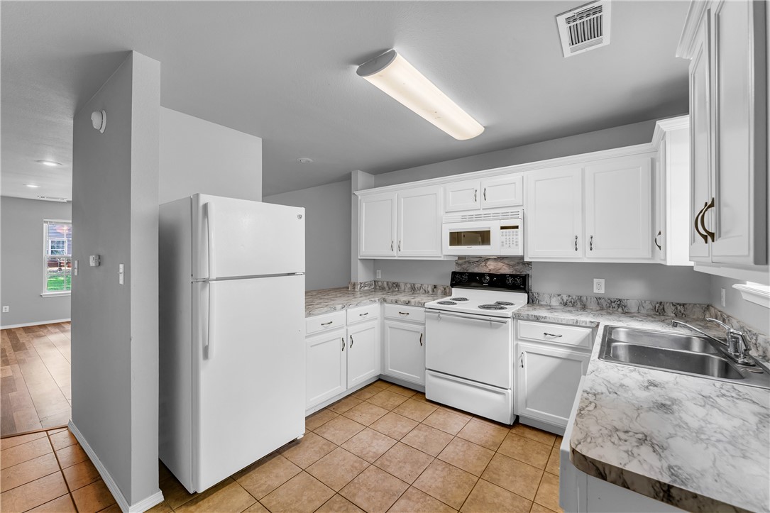 Sligo Street Condos Hpr - Residential