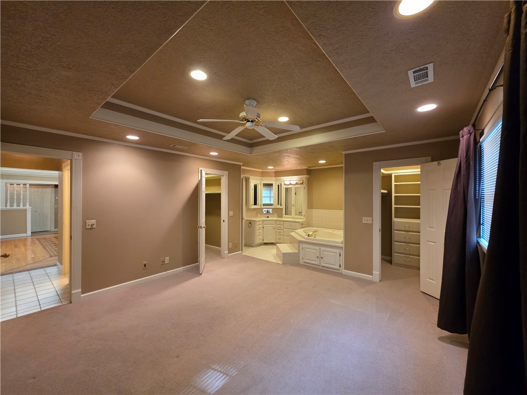 Chet Miller Sub, The Lowell - Residential