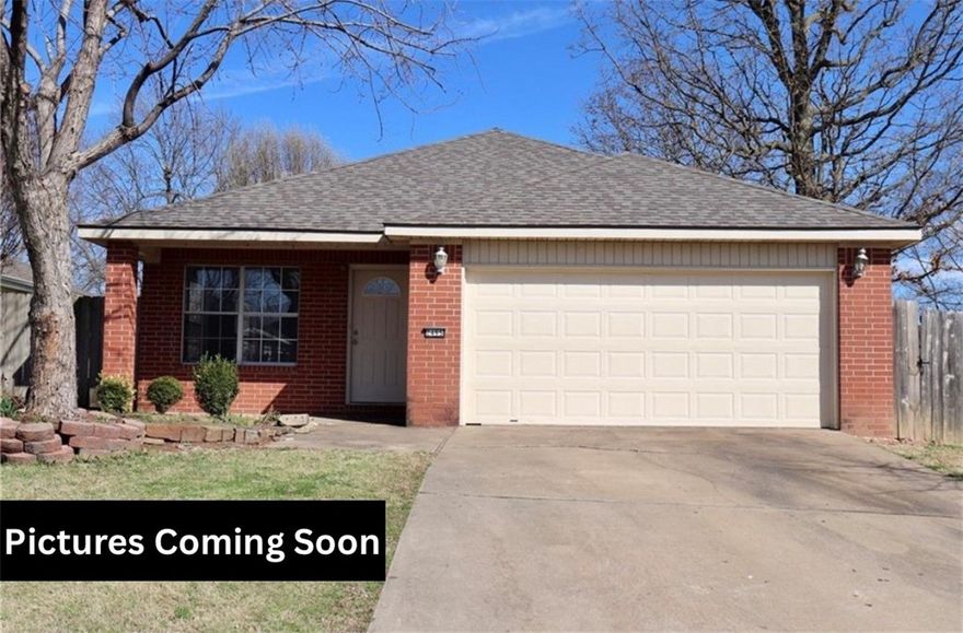 Welcome to 2495 Brookside Street! This 3-bedroom, 2-bath home features a 2-car garage and an open-concept living area that flows seamlessly into the dining space and kitchen. Conveniently located in the heart of Springdale, the home is near Murphy Park and Luther George Park & The Jones Center. With easy access to I-49, US-62, and US-71 and Northwest Arkansas Regional Airport (XNA) just a short drive away, this location offers both convenience and connectivity. Nearby shopping centers, cafés, and restaurants provide everyday amenities. This home combines modern comfort, functional living spaces, and a prime location, making it an exceptional opportunity in Springdale.