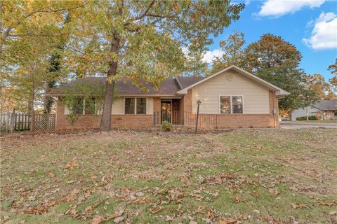Photo of 2 Ventnor Circle, Bella Vista, AR 72715 (MLS # 1327274)