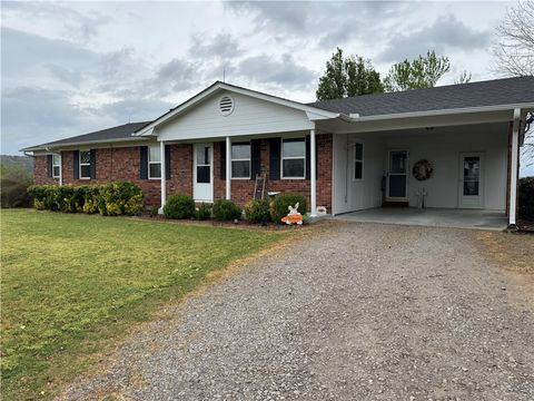 Photo of 111 Grady Lane, Russellville, AR 72802 (MLS # 1341622)