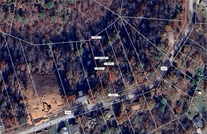 Beaver Lake area lot in the Beaver Shores Subdivision. Very Secluded with a few houses on the street. Prairie Creek Marina and 3 other boat launch ramps located just right around the corner. Minutes to Downtown Rogers. Water and electric at street.