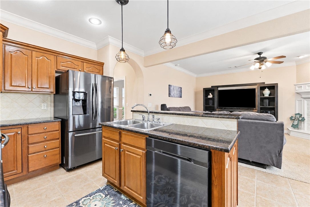 1638 Greystone Place