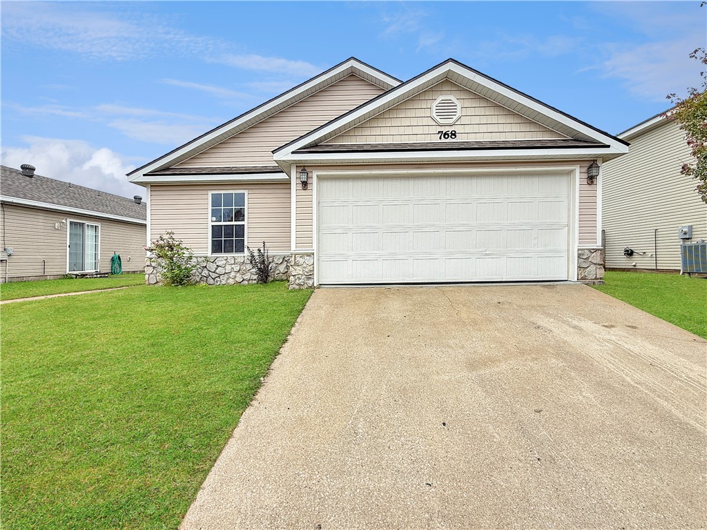Great location close to everything you need. The great layout makes it feel much larger
than it is with vaulted ceilings in the living room and kitchen opening up the space for an inviting
atmosphere for entertaining