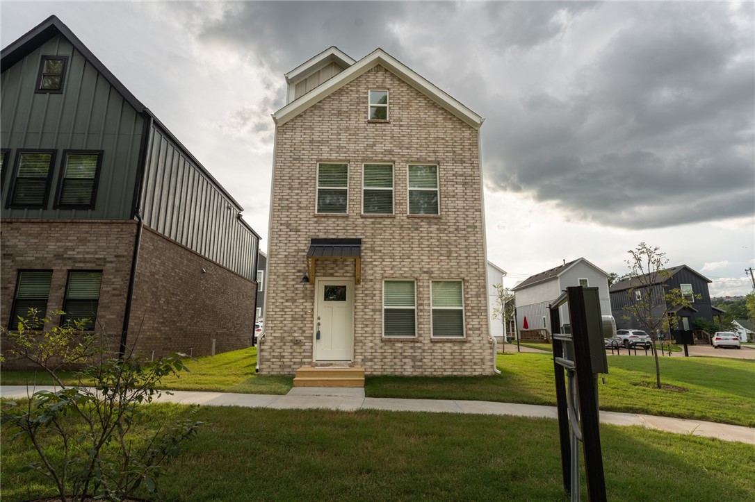 Brand new 2 BR/2 BA townhomes in south Fayetteville located close to U of A, Baum-Walker Stadium, The Ramble, Razorback Greenway, I-49, and all of Fayetteville's downtown area. This beautiful home features luxury vinyl plank throughout. The primary bedroom, kitchen and living area are on second level with the second bedroom and utility room on the first level. Kitchen has a pantry and both bedrooms have walk-in closets. Tub/shower combos in both baths. Third floor loft provides flex space. 2 car garage. Agent owned.