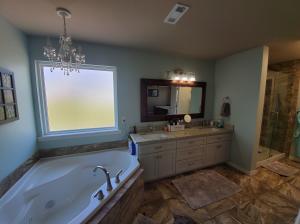 Highland Pointe - Residential