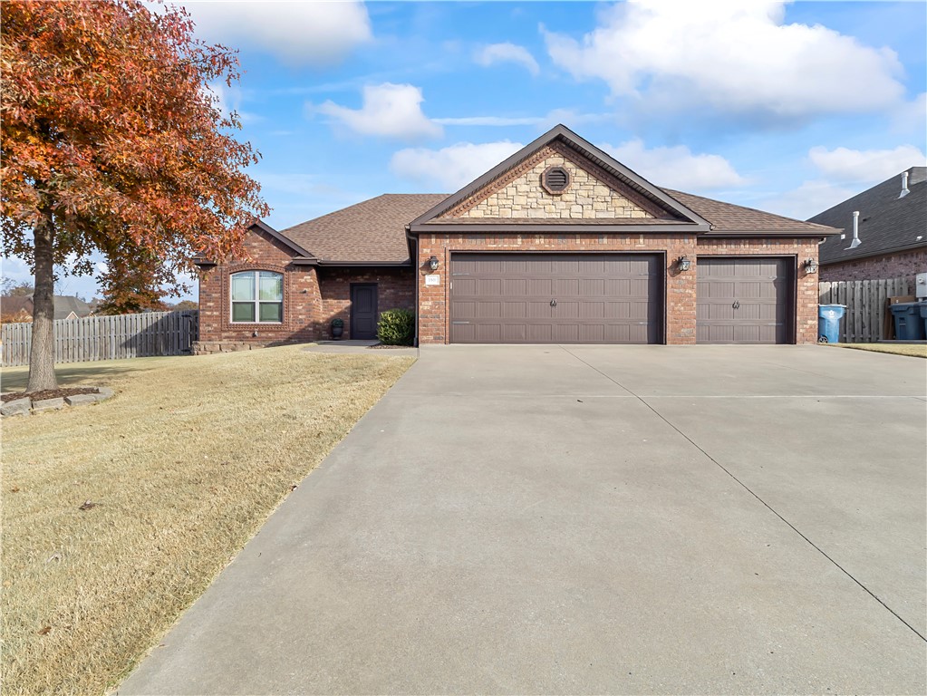 If you are looking for a spacious and beautiful home in a desirable neighborhood, you won't want to miss this! This 3-bedroom, 2-bathroom home features a stunning eat-in kitchen with granite countertops, an open floor plan for entertaining, and a large master suite with a walk-in closet and laundry access. The home also has a new HVAC unit, fresh paint, and a large, fenced backyard with a covered patio. You will enjoy living in Willowbrook Farms, a community with a playground and walking trail. Donāt miss the opportunity to own this well-maintained and move-in ready home!