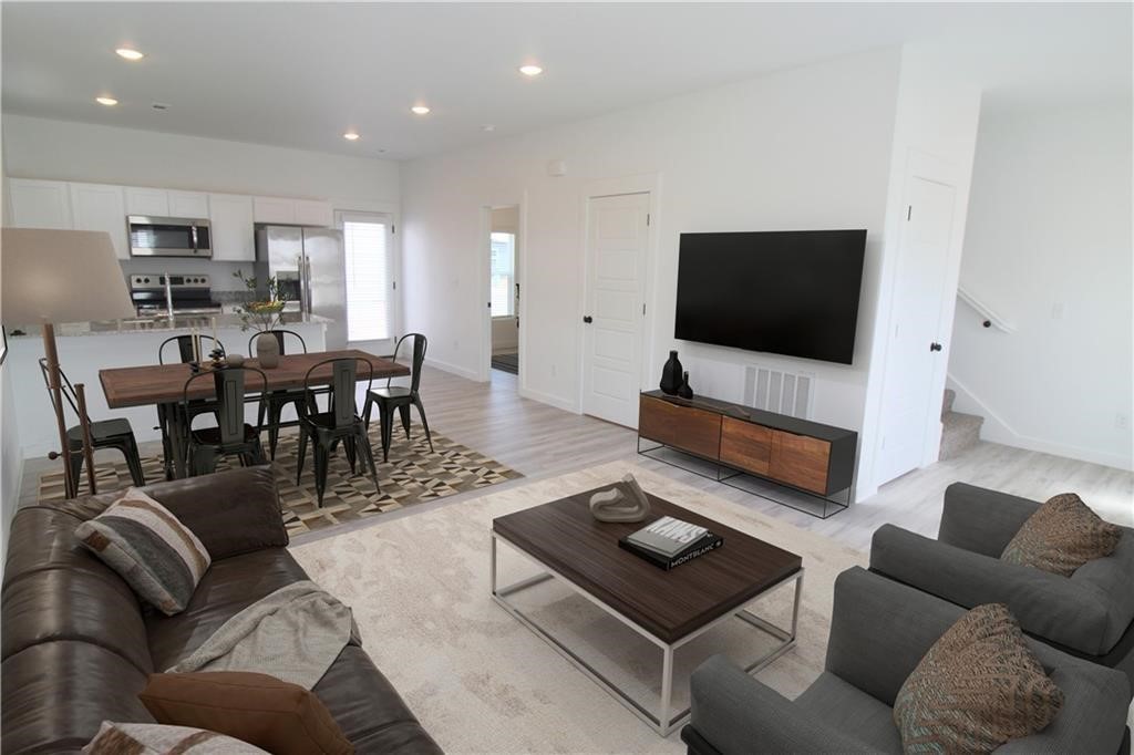 Featherston Village Ph 2 Centerton - Residential Lease