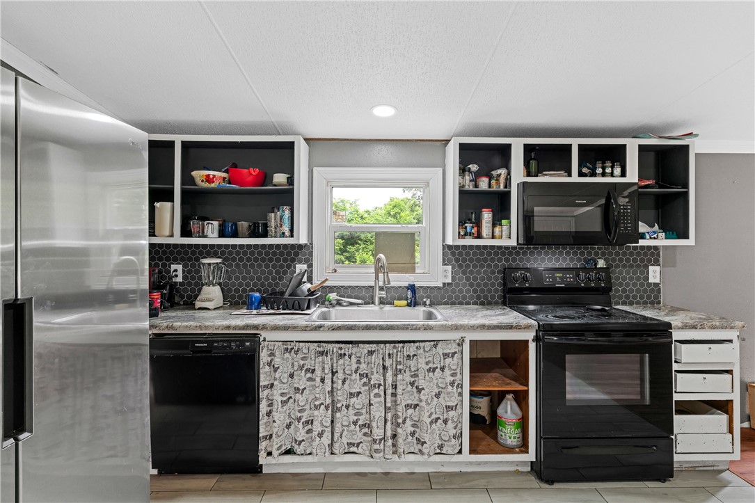 Wedington Woods Unit Vi - Residential