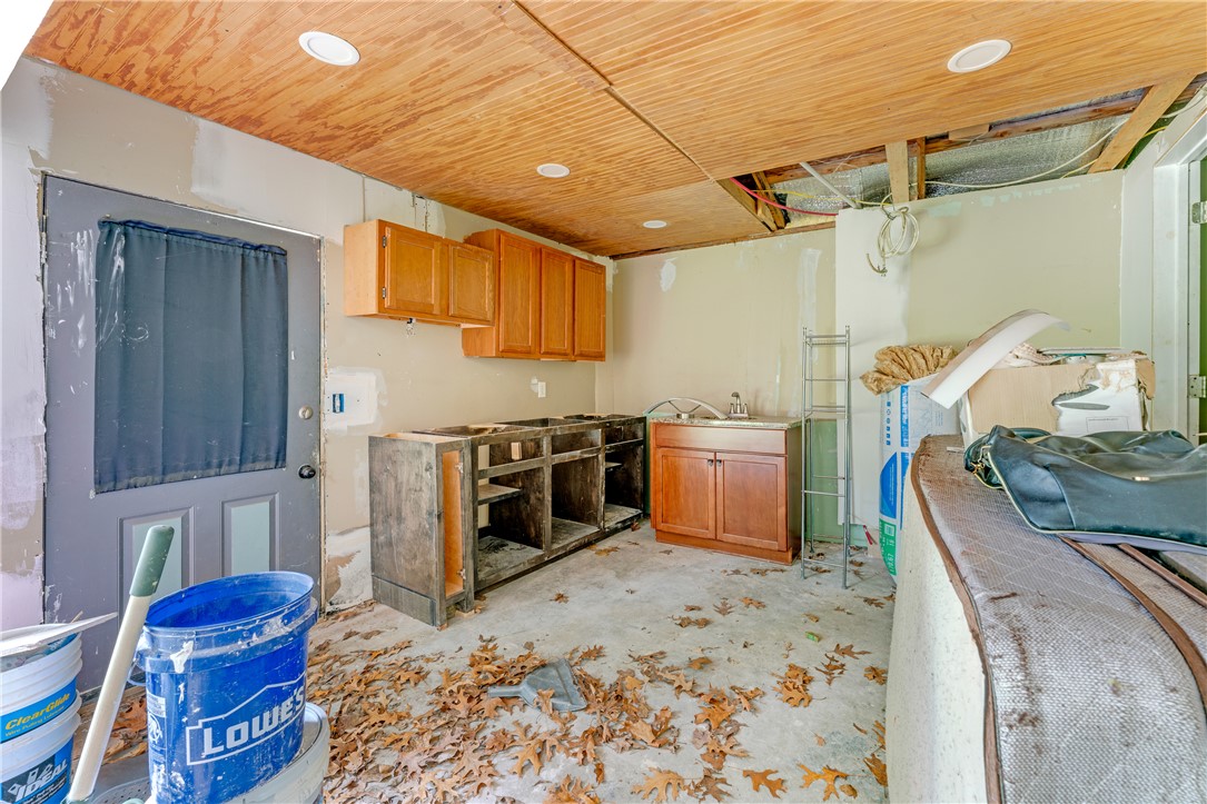 Wedington Woods Unit Vi - Residential