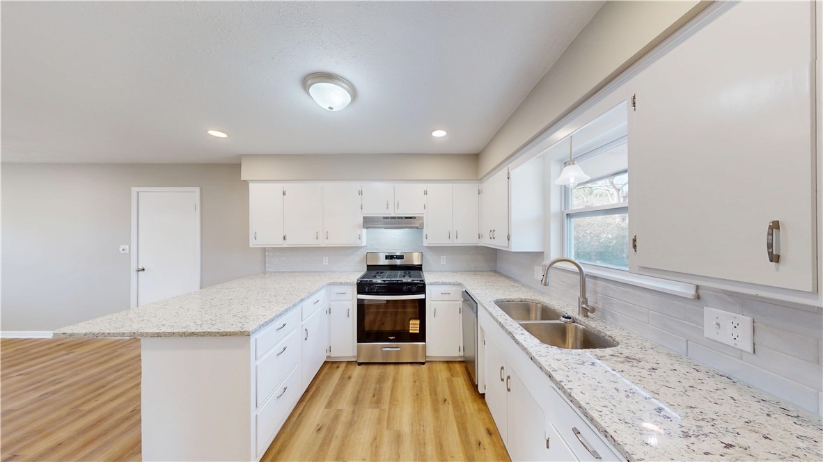 West Emma Gardens Add I - Residential