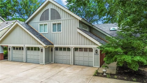 Photo of 2517 E Joyce Boulevard, Fayetteville, AR 72703 (MLS # 1357527)