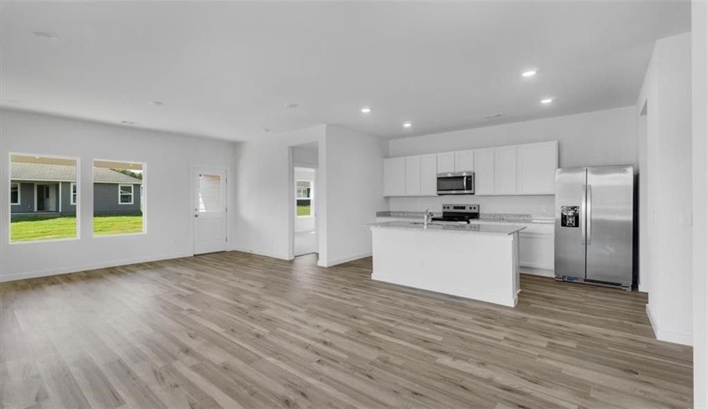 Applewood Estates - Residential Lease