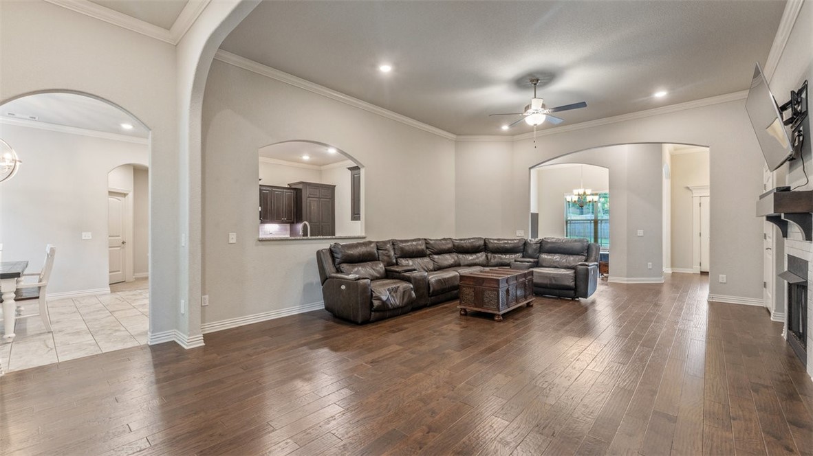 Hickory Hills - Residential