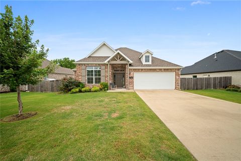 Photo of 7648 Phoenix Avenue, Springdale, AR 72762 (MLS # 1348170)