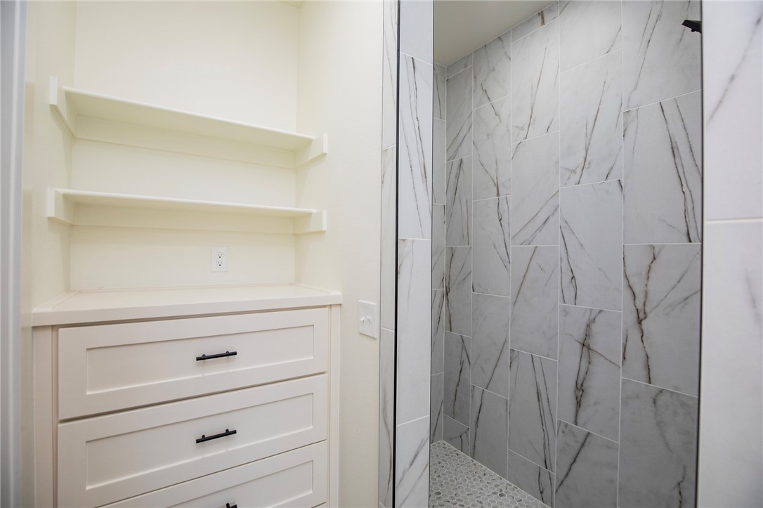 BEAVER SHORES UNIT 5 - Residential