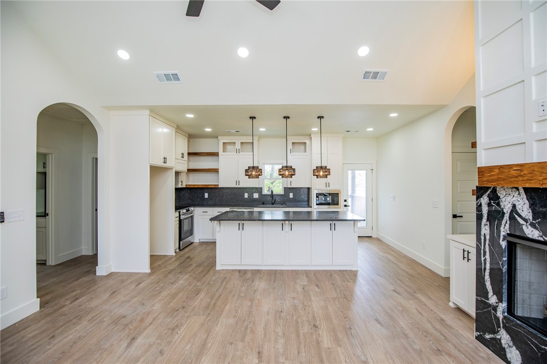 BEAVER SHORES UNIT 5 - Residential