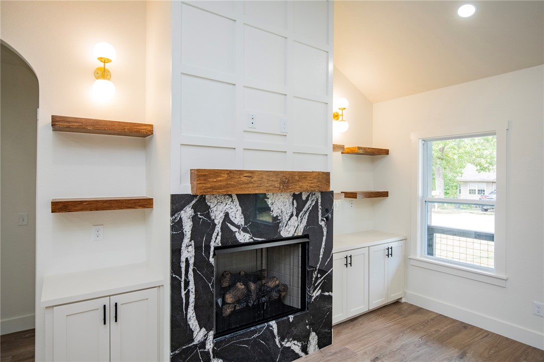BEAVER SHORES UNIT 5 - Residential