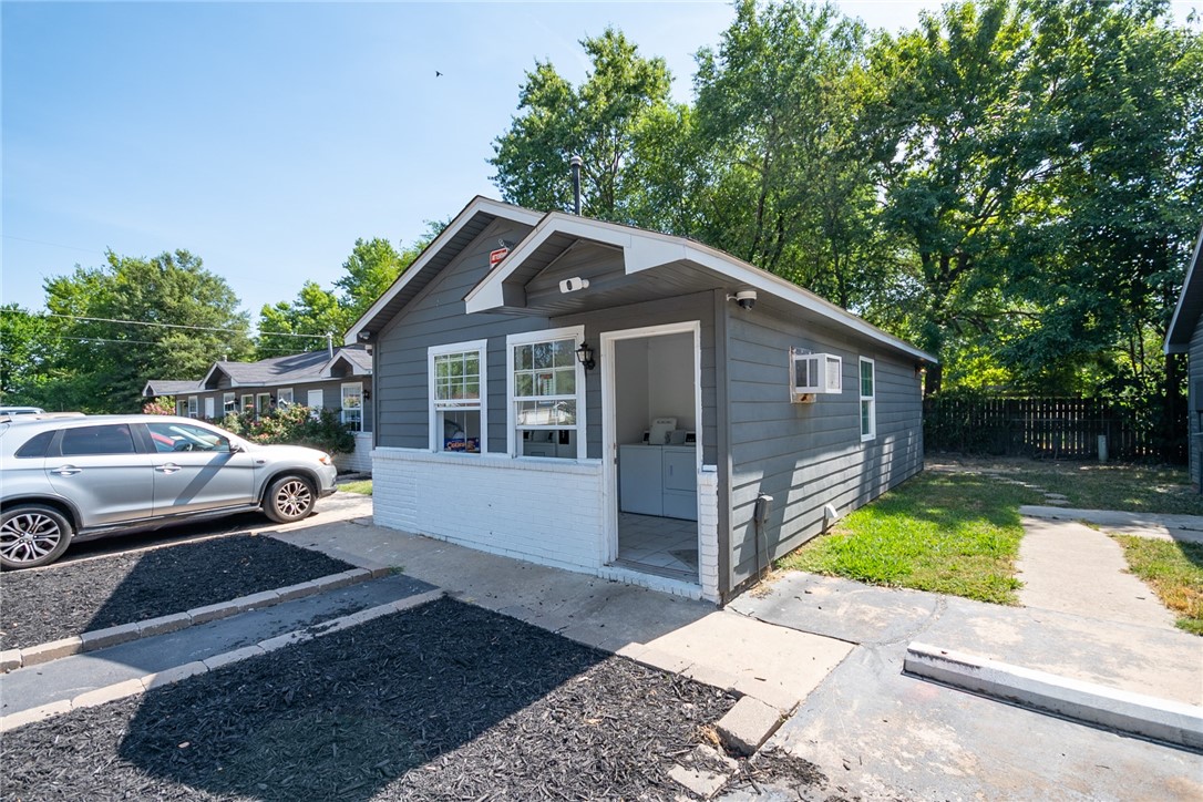 Hayes Sub In Hayes First Add - Residential