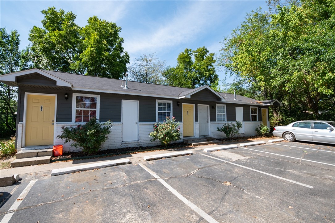 Hayes Sub In Hayes First Add - Residential